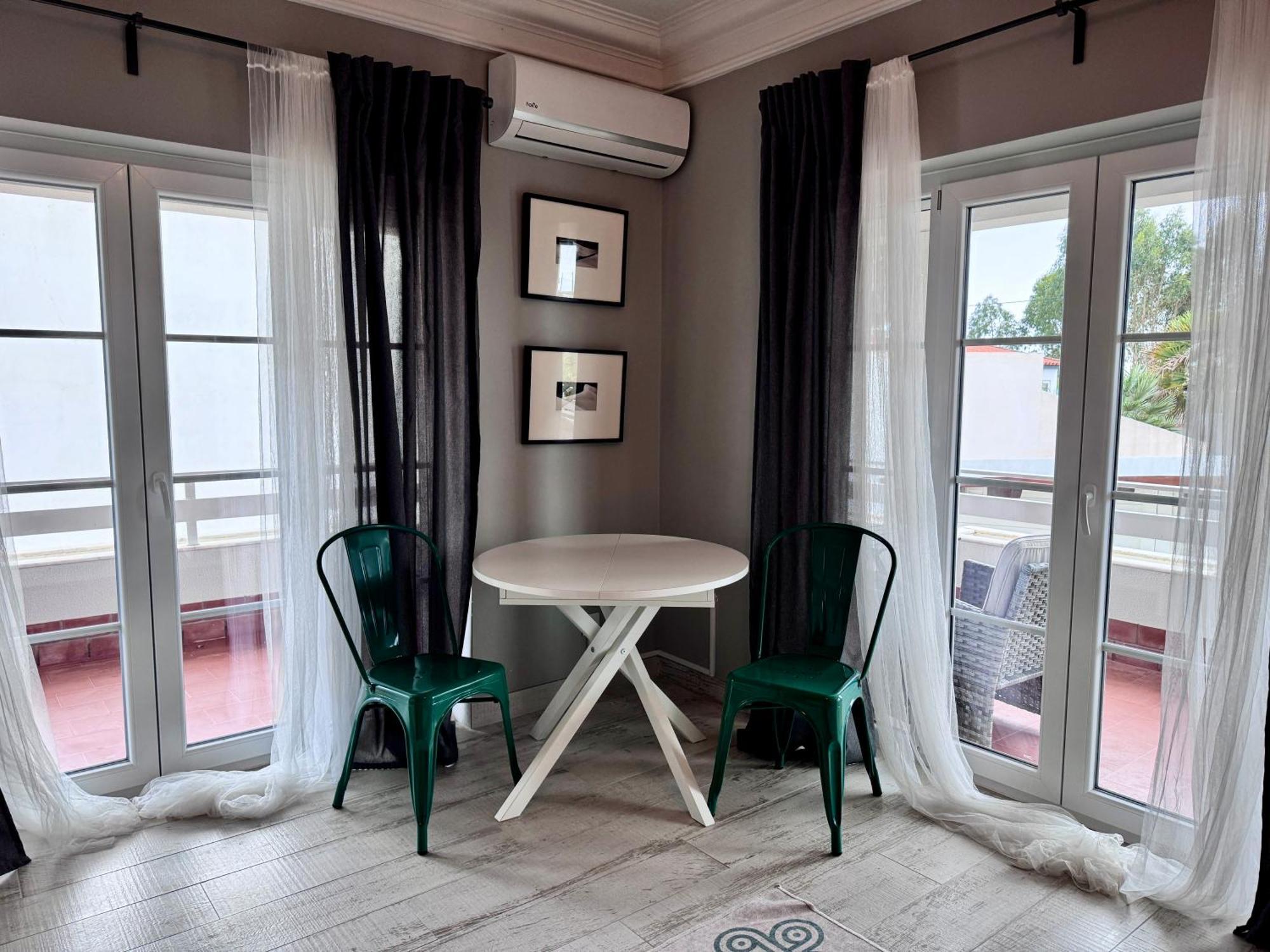 Boutique Hotel - O House Ericeira Hills エクステリア 写真